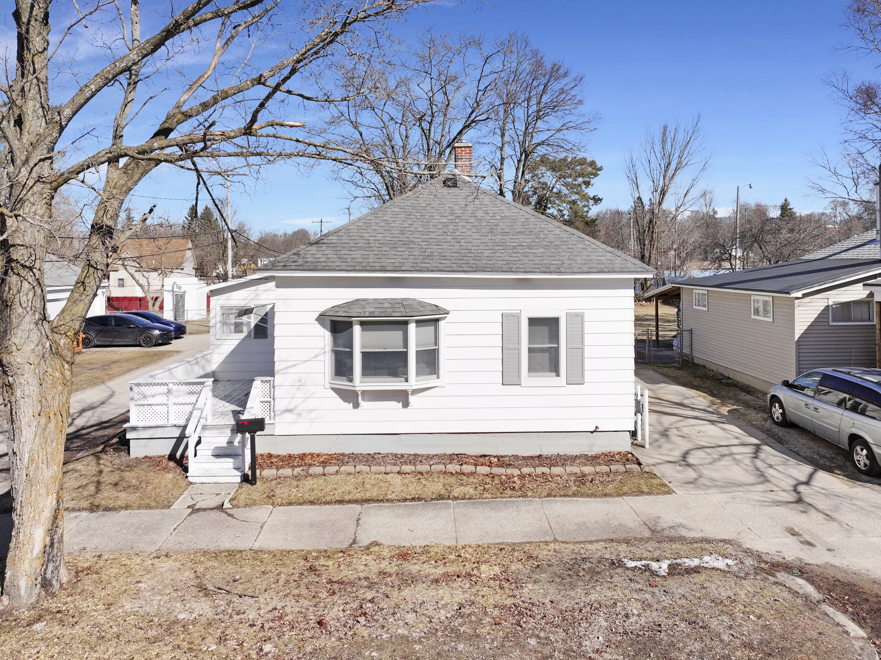 Property thumbnail image