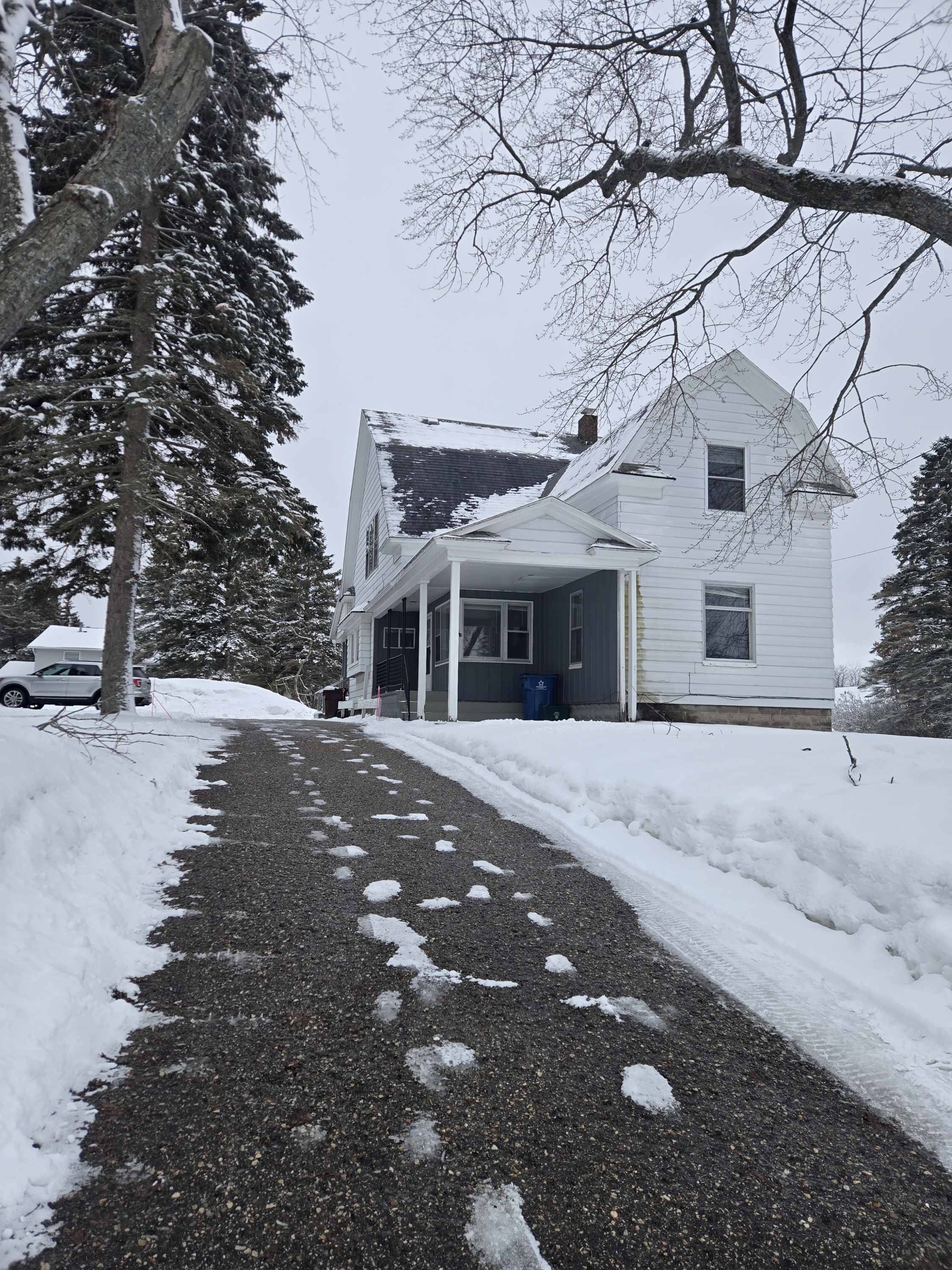 213 Pearl Street - 1